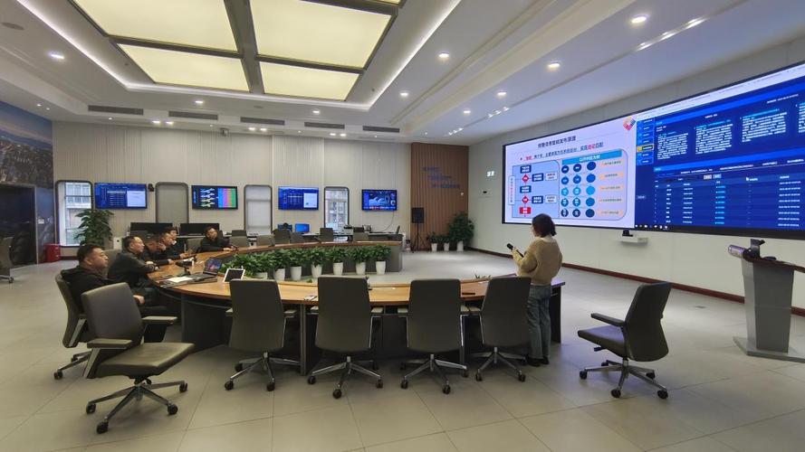 成都信息工程大学舒红平副校长带队赴重庆市气象局考察调研
